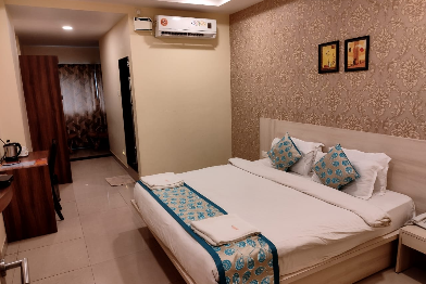 Boshan Hotels-Deluxe Room