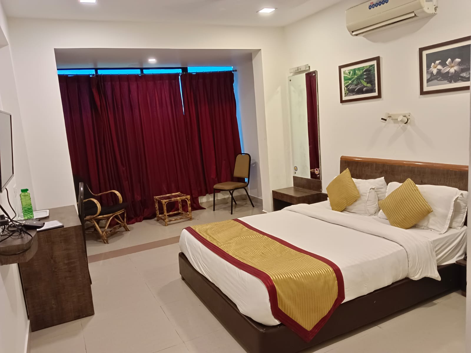 Boshan Hotels-suite Room-1
